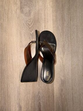 ZARA Black Sandals with Brown Translucent Crossover Straps